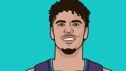 开云下载-30分11助！鲍尔对阵东契奇和詹姆斯的组合保持不败