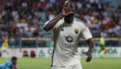 开云下载-国米死忠全恨套餐迎接卢卡库：米兰城不再欢迎他！