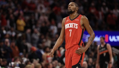 开云官网-杜兰特：最好的进攻是挡拆 当我遭遇包夹时要做出正确的选择