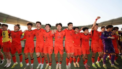 开云app-苏东：今晚U23国足不要打对攻，要贯彻大脚加身体&amp;amp;二点加定位