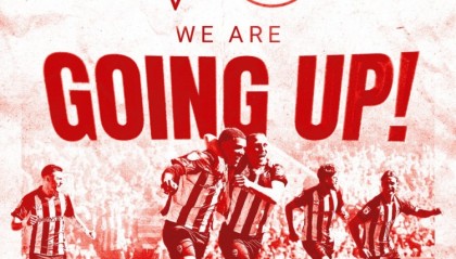 开云下载-时隔65年重返英冠！英甲林肯城预算500万镑，队内顶薪每周3500镑